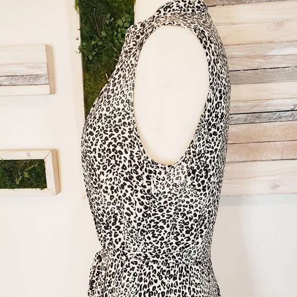 Nanette Lepore Animal Print Sleeveless Dress Sz 4 - Picture 6 of 12